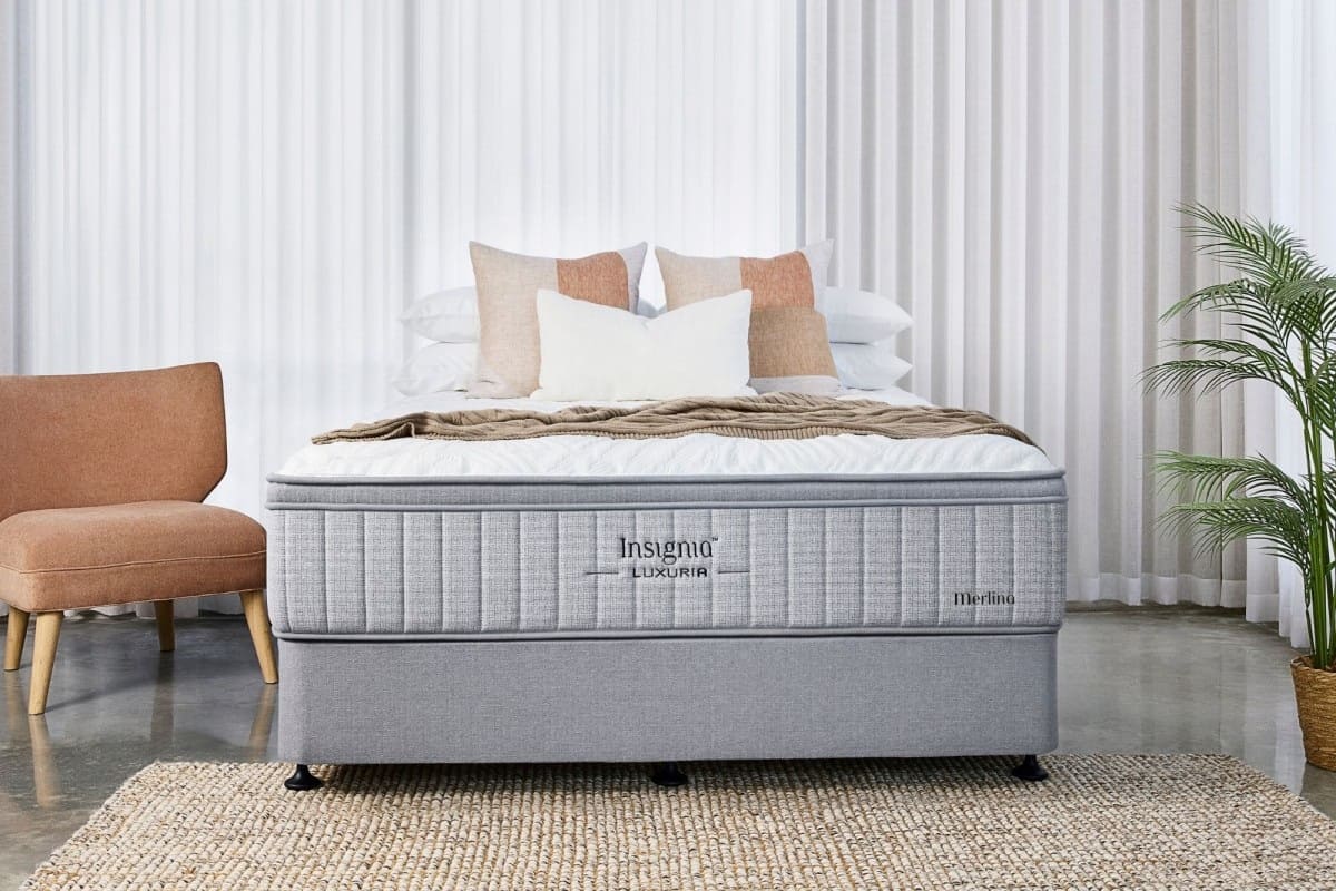 insignia luxuria mattress review